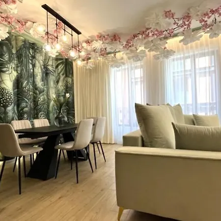 High Granaria Swing & Bloom By Downtown *