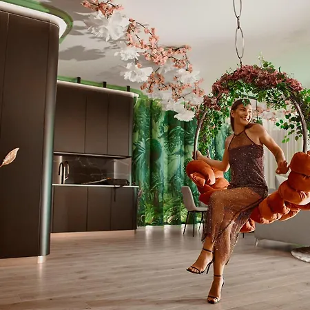 High Granaria Swing & Bloom By Downtown *
